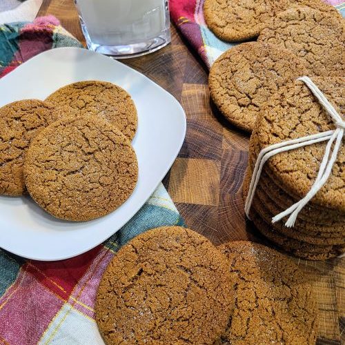 Spiced molasses cookies ready to eat