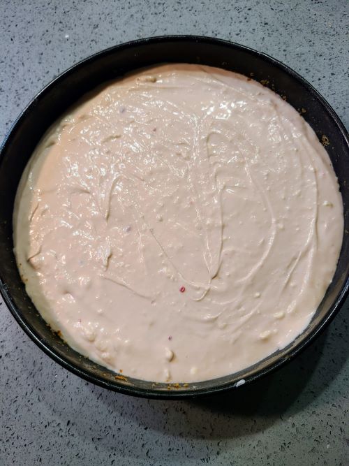 Filling of raspberry cheesecake