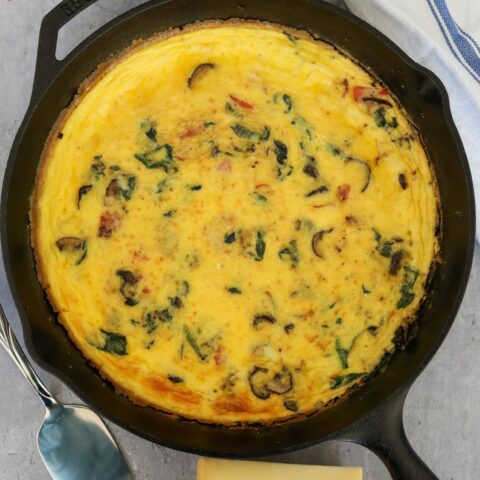 A cooling spinach and mushroom frittata