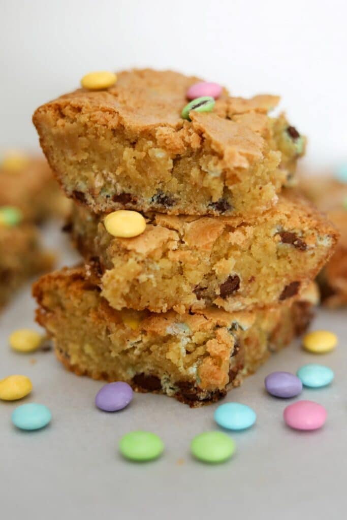 A stack of 3 M&M blondies