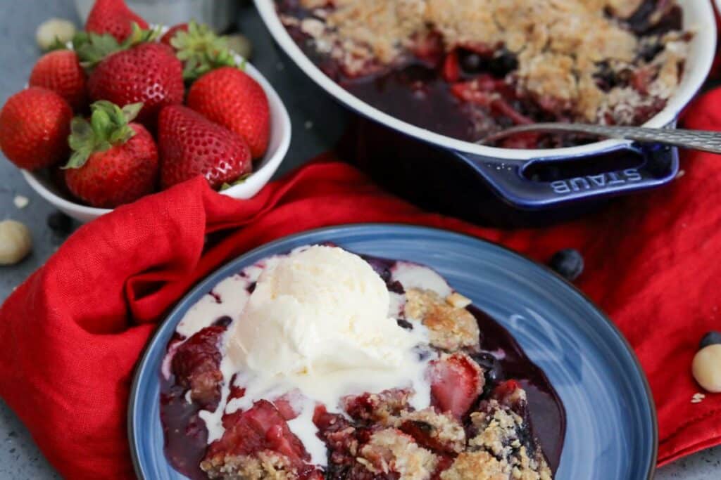 Close up of strawberry and blueberry crisp