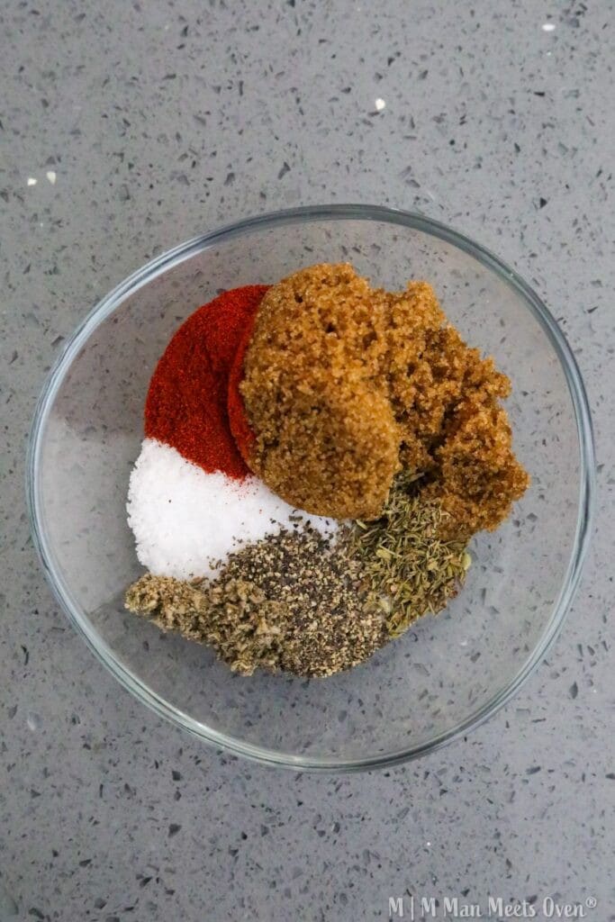 Dry brine ingredients in a bowl