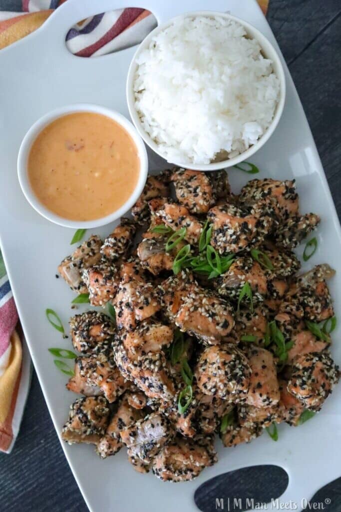 Sesame salmon nuggets with rice